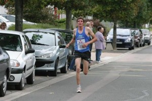 Antoine Gallo est champion de France Universitaire sur 5 000 mètres. Photo J.-C.P. CLP