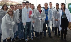 Quinze étudiants du DUT Génie électrique et informatique industrielle se sont rendus jeudi 12 janvier après-midi à l’usine de Sagem à Dijon. Photo DR