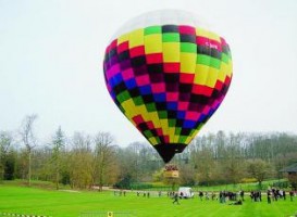 C'est parti pour le survol du Creusot et ses environs. Une balade, mais aussi des mesures importantes pour la lutte contre la pollution